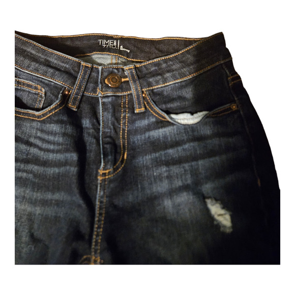 Time and Tru Size 4 Pre Ripped Dark Blue Skinny Jeans - Picture 6 of 9